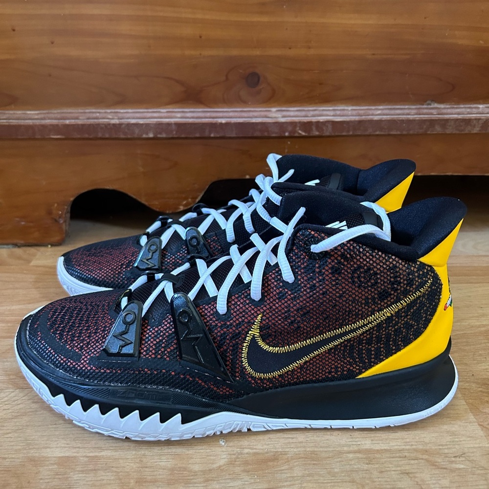 Brand New Nike Kyrie 7 Raygun Sz 11